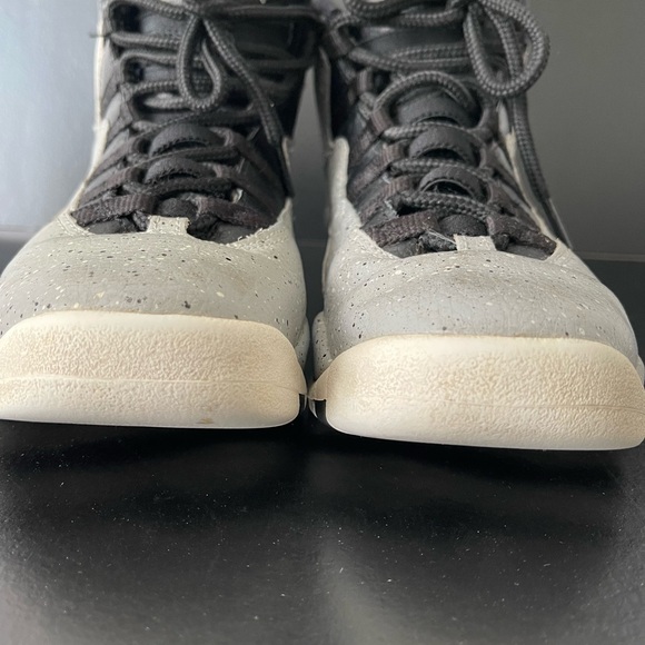 Boys US 5y Nike Air Retro Cement Smoke Gray 310806-062 sneakers - Picture 10 of 12